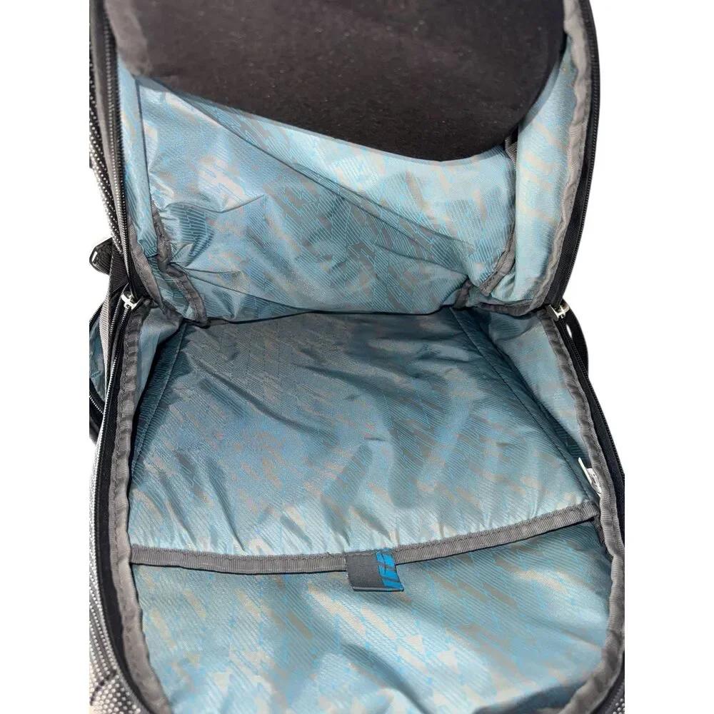 Thule Sweden Crossover Backpack Laptop Sunglasses‎ Pocket Travel Hiking Black